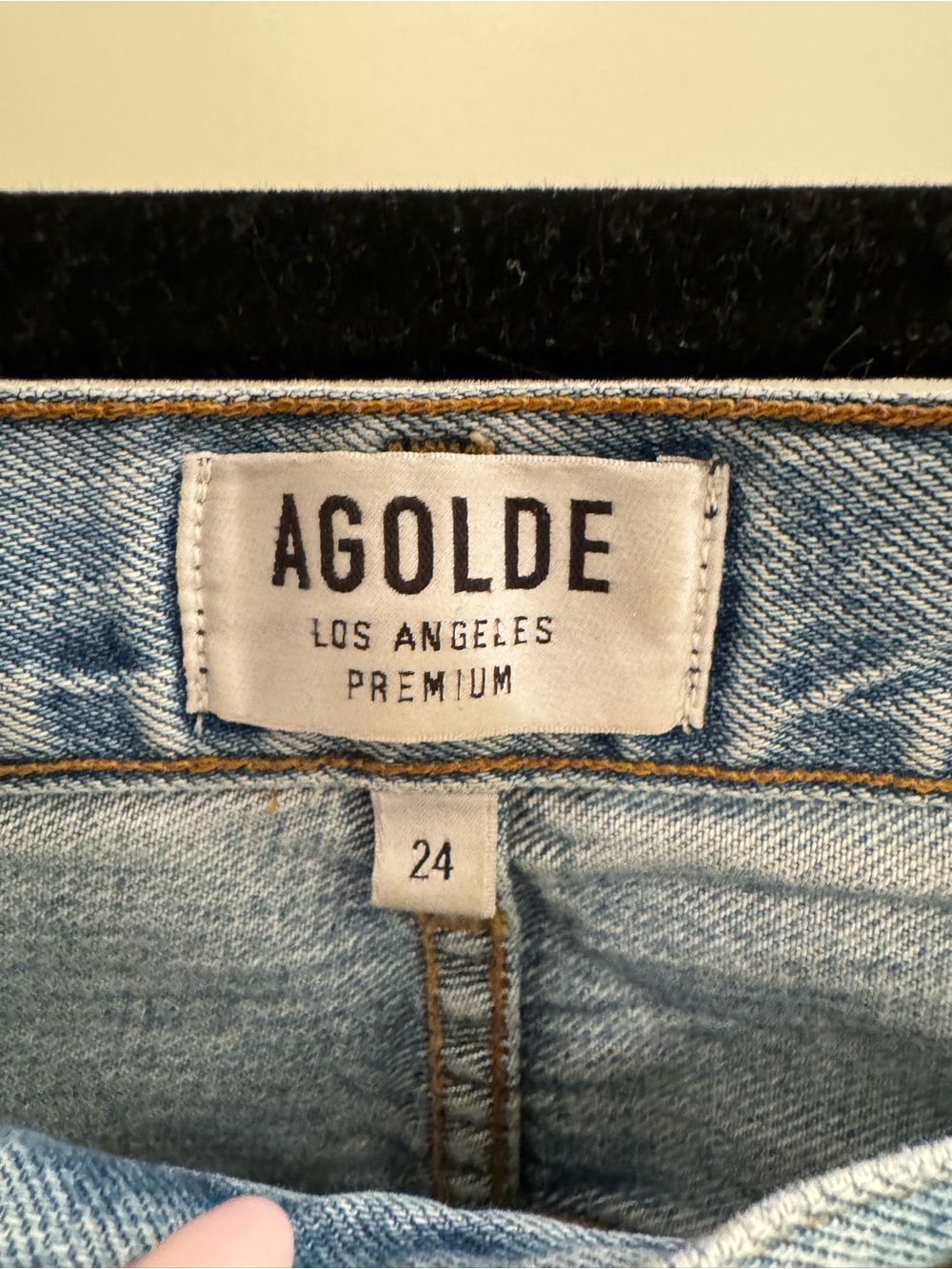 Agolde Arc Criss Cross Jeans in Conclusion - Picture 9 of 11